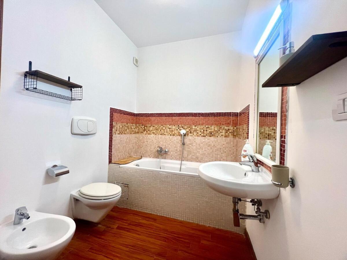 Gandino House At Vatican Apartment *